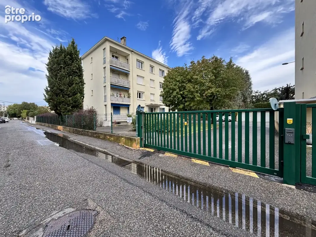Appartement 3 pièces 60 m² à vendre à Romans-Sur-Isere (26100) - photo 2