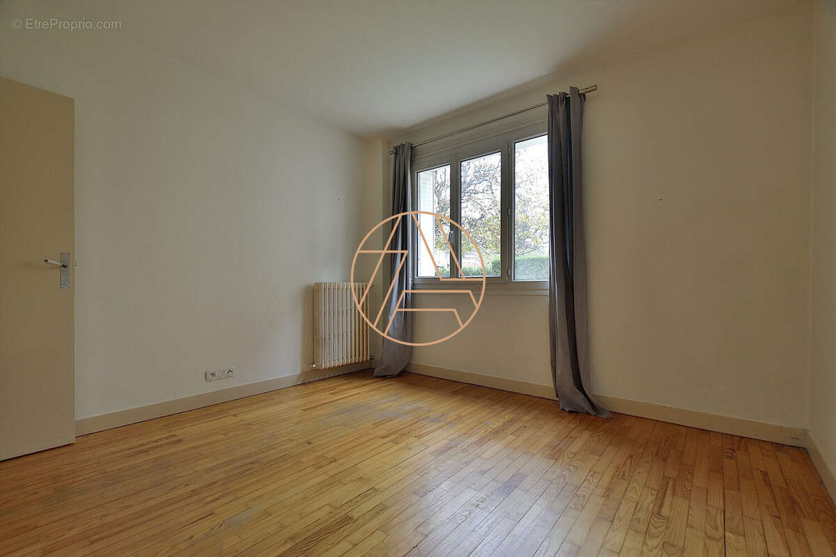 Appartement à NOGENT-SUR-MARNE