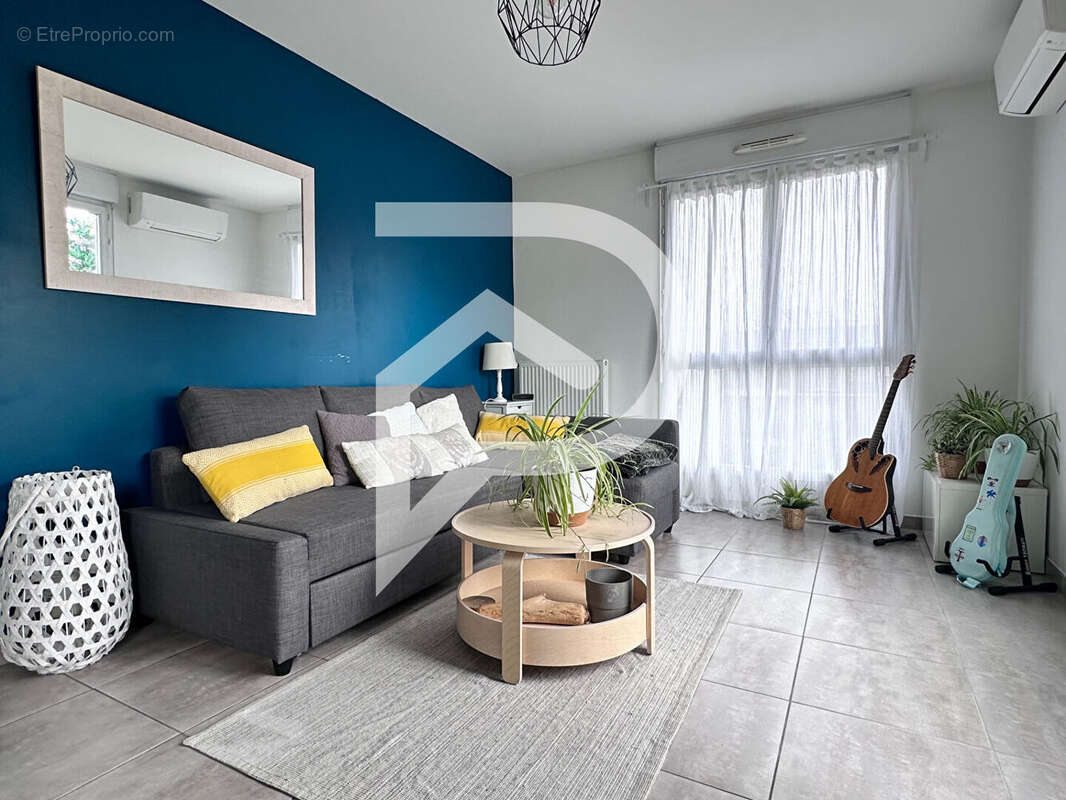 Appartement à MENNECY