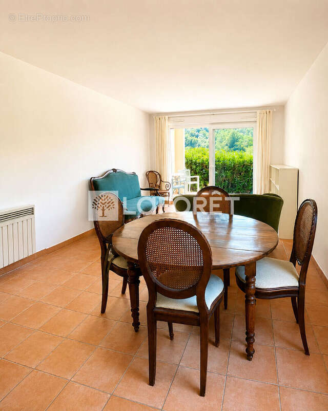 Appartement à VALBONNE