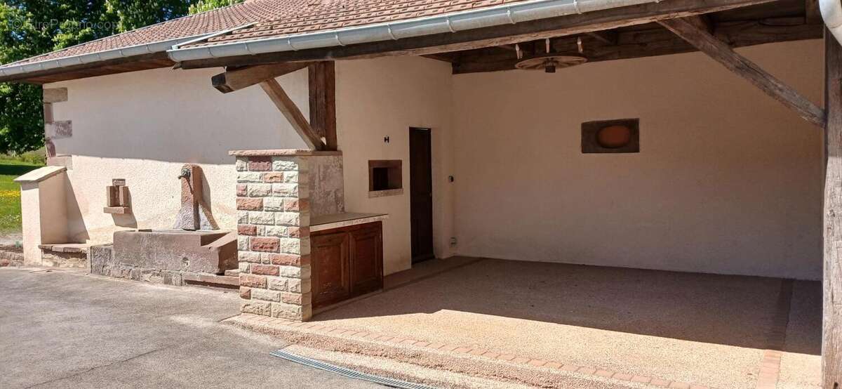 Domaine rural rénové , Maison , 2 logements  vaste dépendance - photo 6