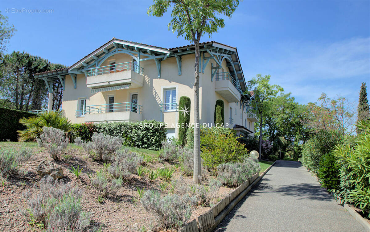 Appartement à FREJUS