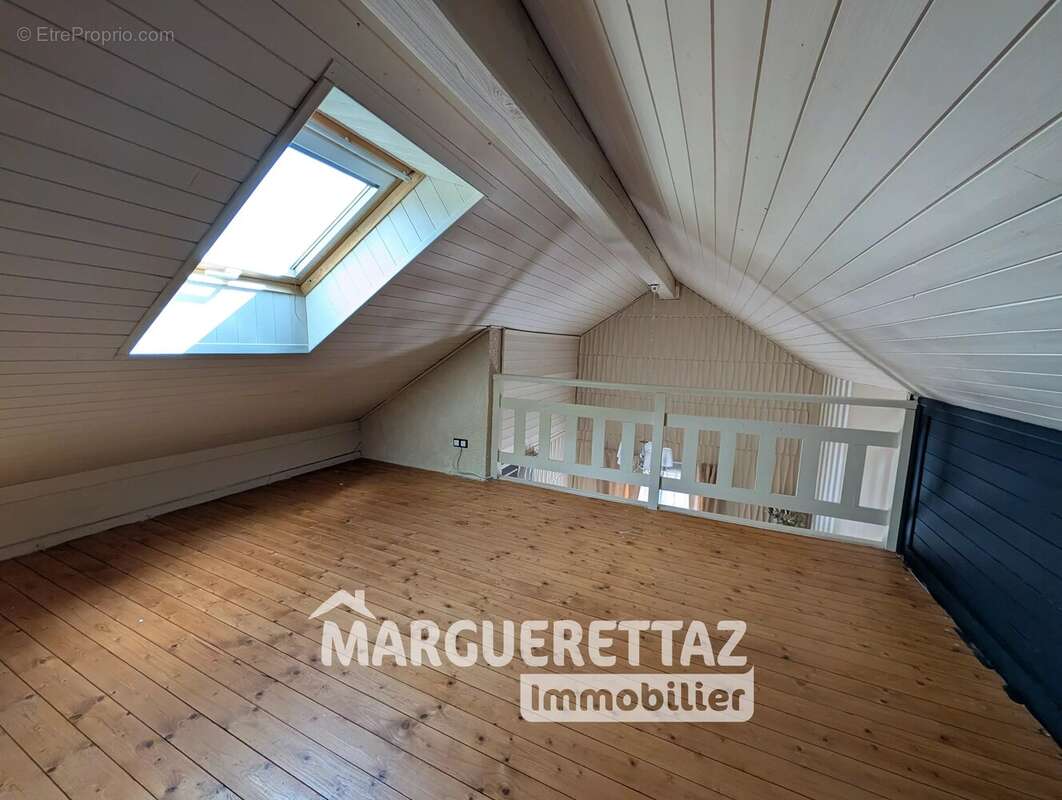 Appartement à SAINT-JEOIRE