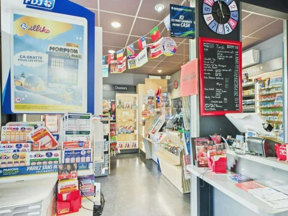 Commerce à SAINT-JEOIRE-PRIEURE