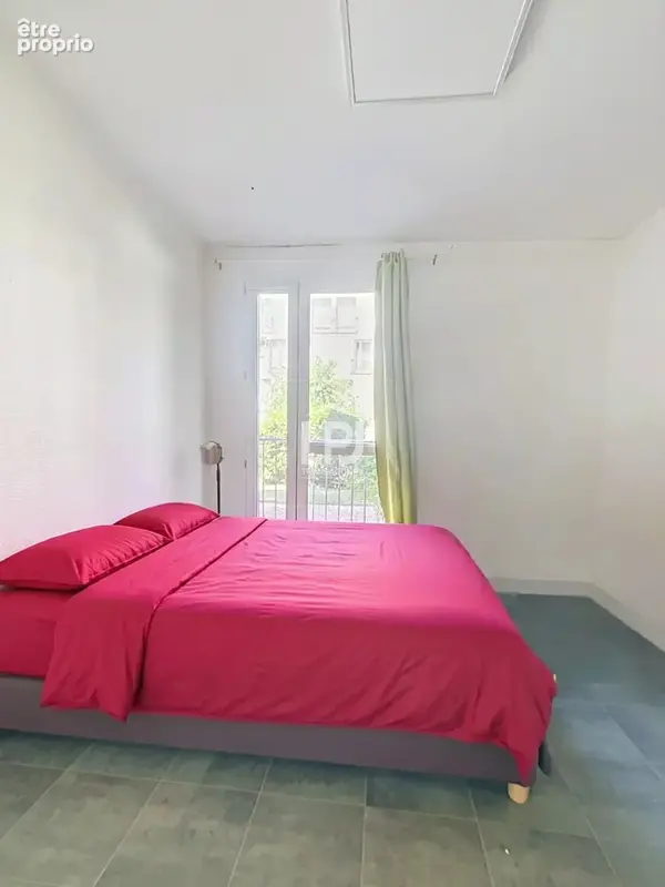 INVESTISSEURS -T3 de 65 m² - calme absolu, place de stationnement et cave - résidence sécurisée du quartier de Croix de Pierre - photo 5