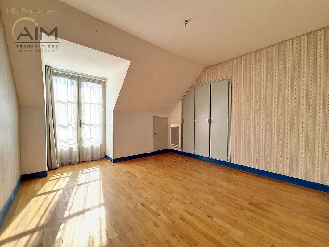 Maison à VERNOU-SUR-BRENNE