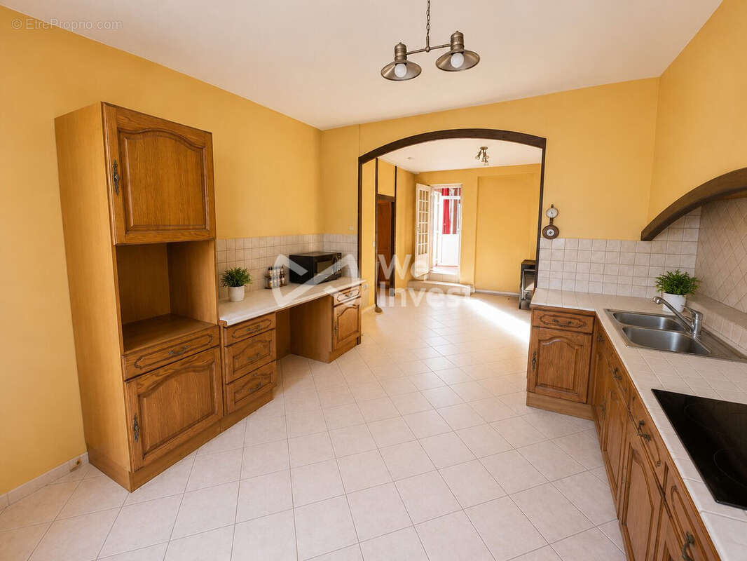 Appartement 235 m² à Bleneau  - photo 3