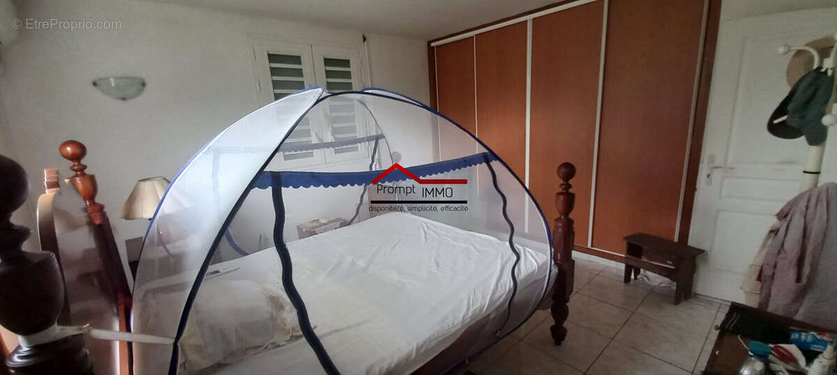 RDC - CH de 16.05 m2 - Maison à LA TRINITE