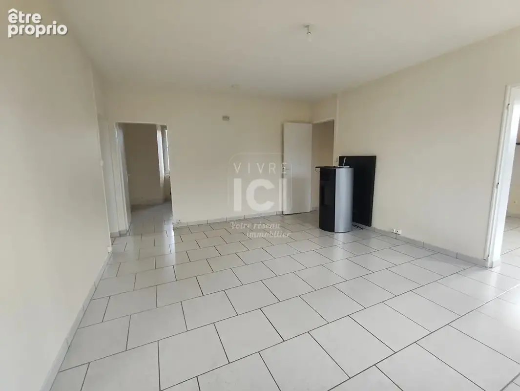 Maison Bourg de Bauné, 3 chambres avec potentiel d'aménagement - photo 5
