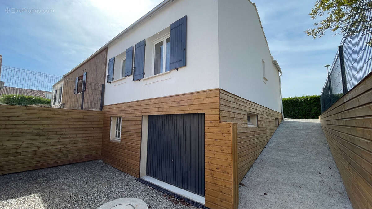 Maison à SAINT-VINCENT-SUR-JARD