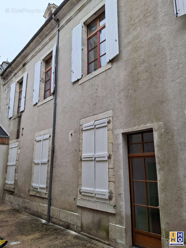 Appartement 479 m² à Chateauneuf-Sur-Cher  - photo 9
