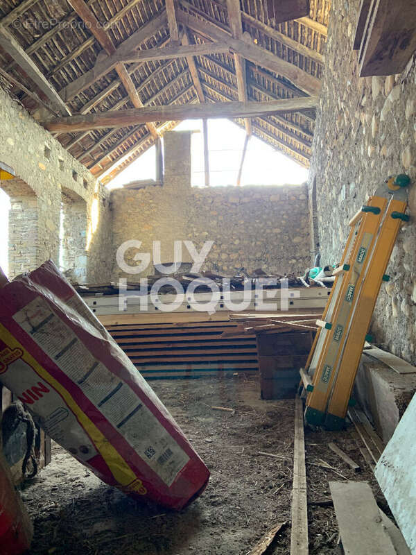 Maison à CHAPAREILLAN