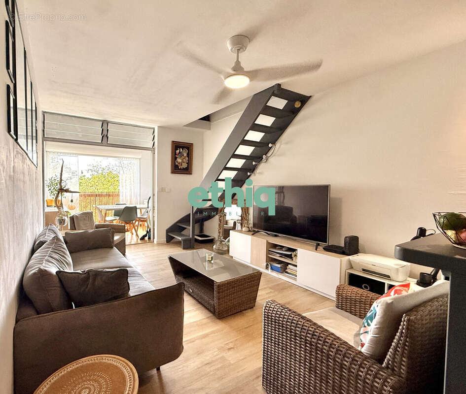 Appartement à LE GOSIER