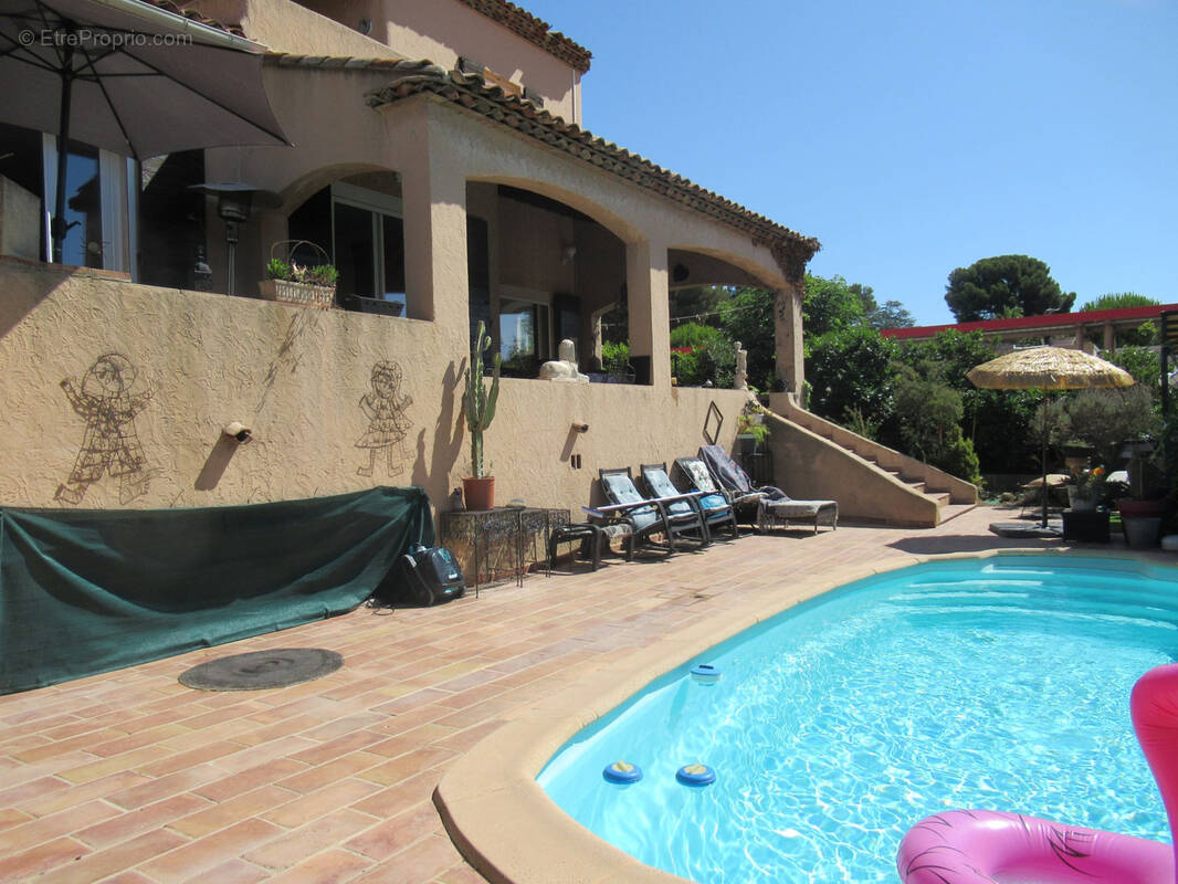 Maison à CARRY-LE-ROUET