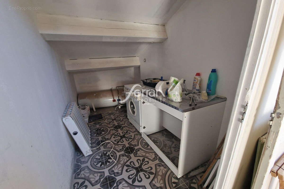Appartement à SALERNES
