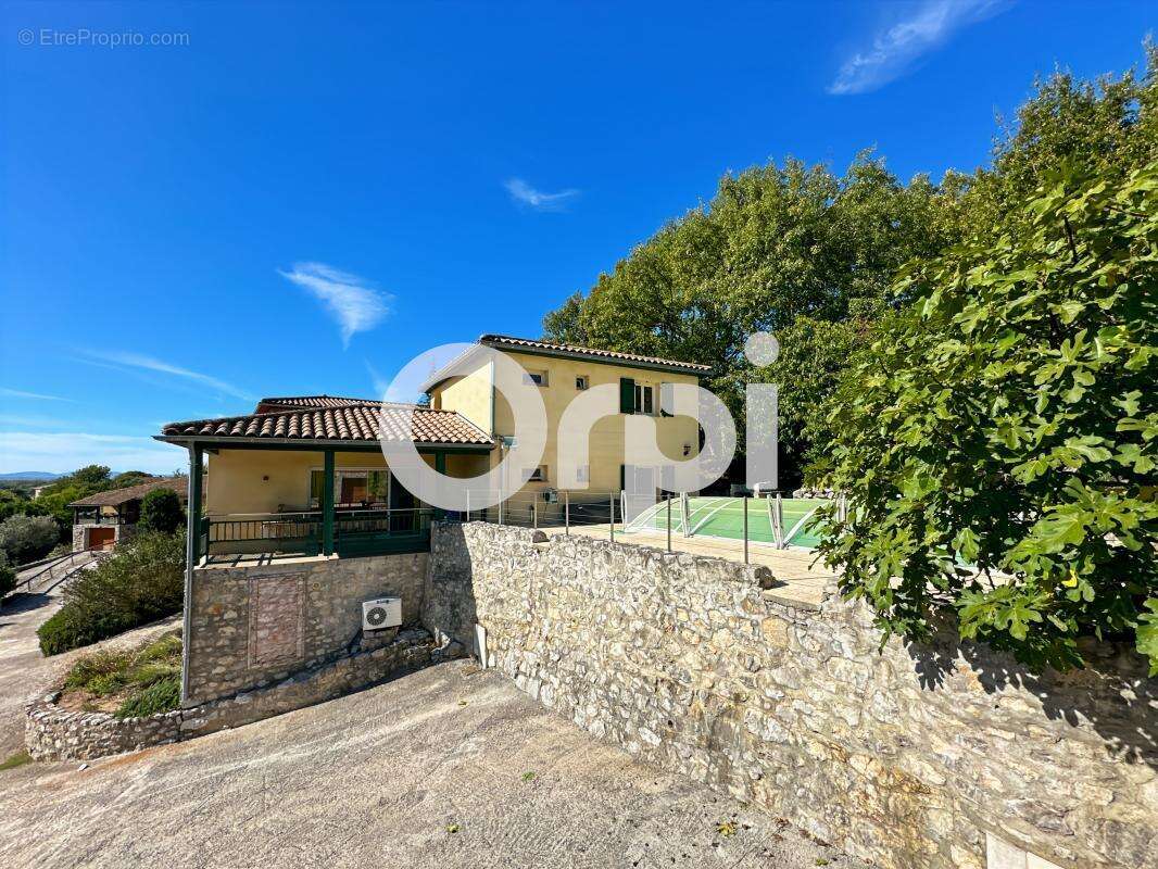 Maison à SAINT-ALBAN-AURIOLLES