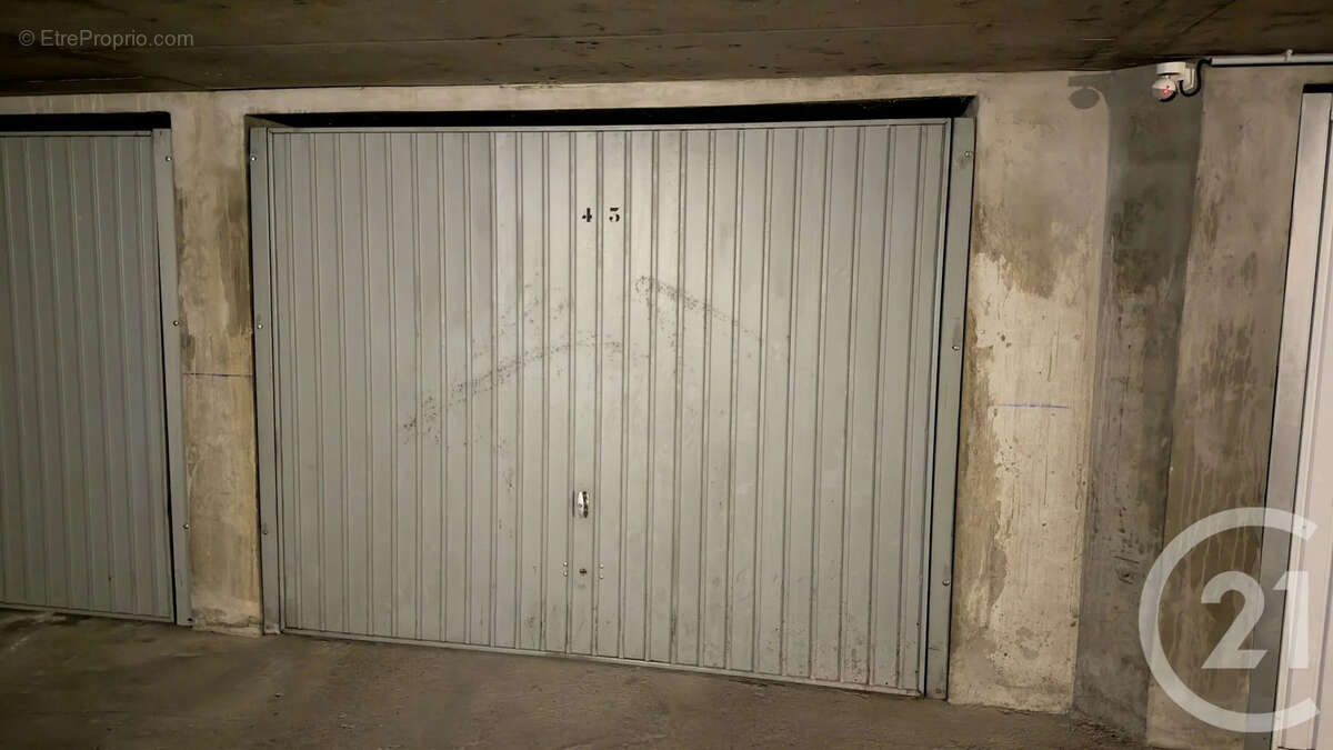 Parking à LYON-3E