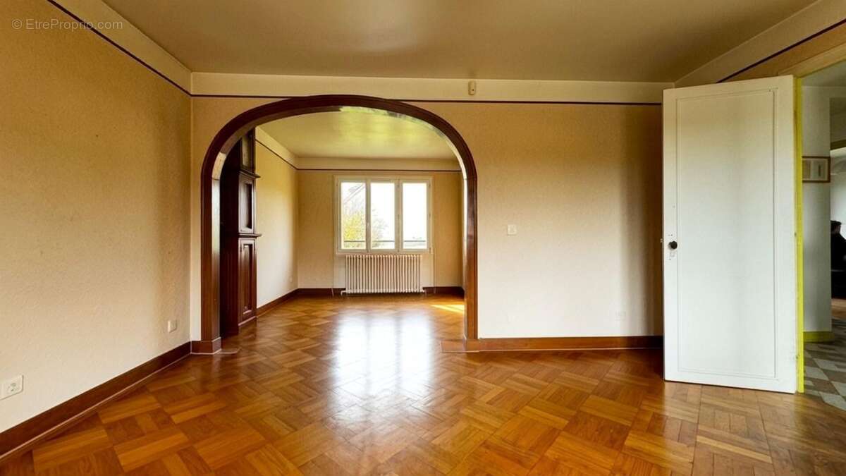 Grande maison 5 chambres + sous sol total - photo 5