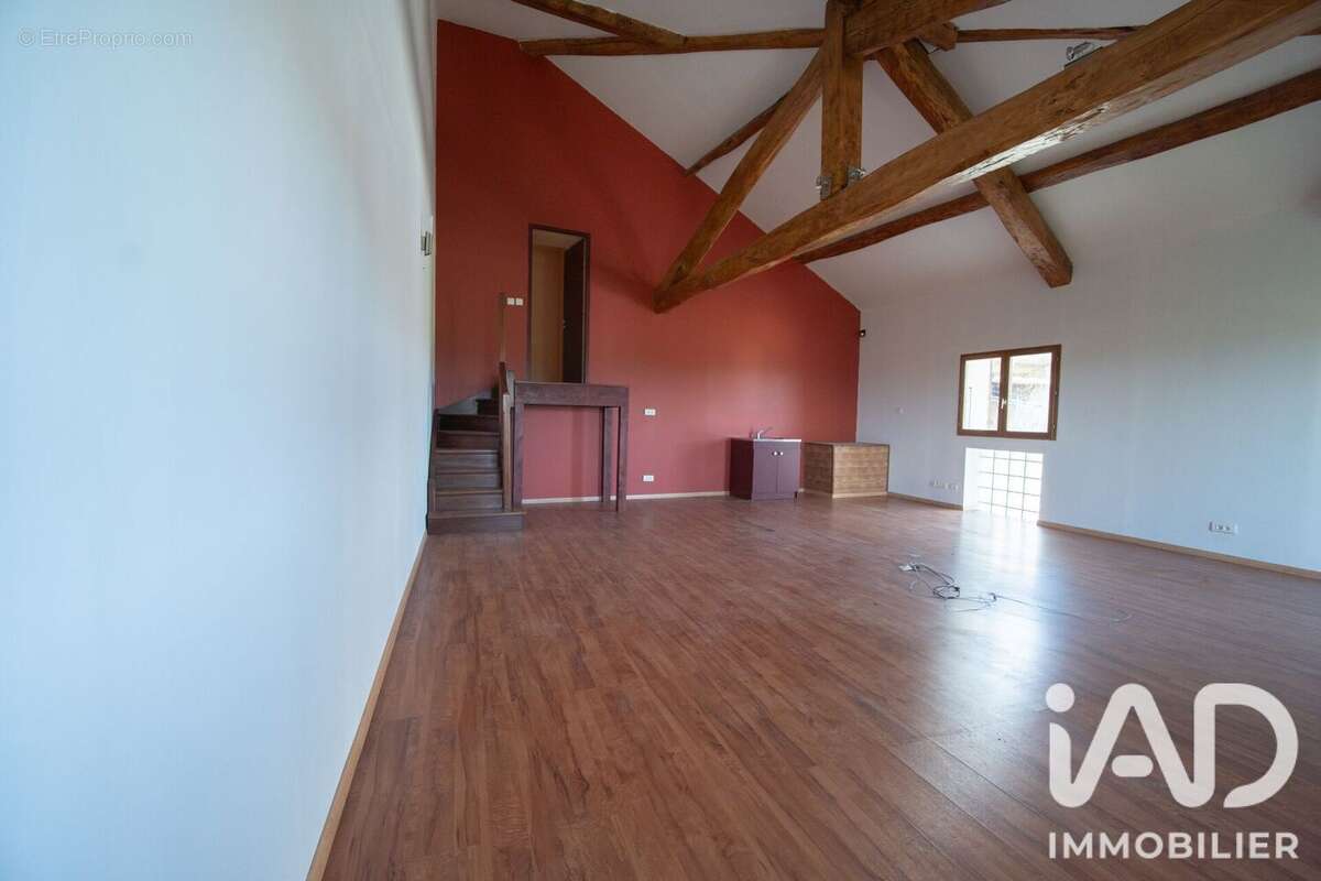 Maison 173 m² à Lens-Lestang  - photo 6
