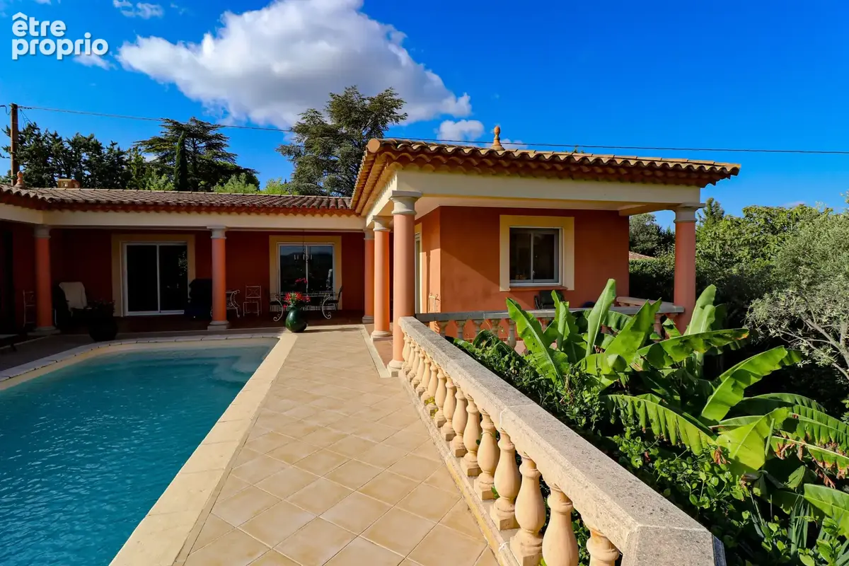 Exclusivite villa traditionnelle tout de plain pied 142m2 avec piscine et vue panoramique - photo 12
