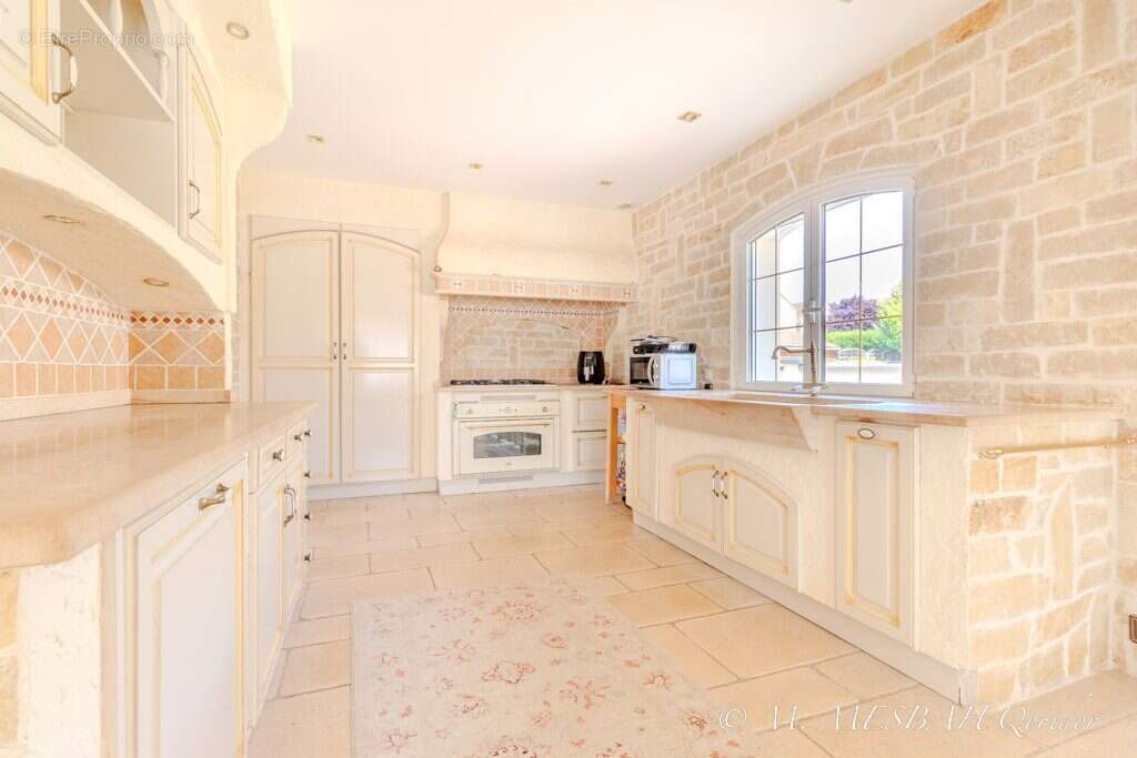 Maison à SAINT-GERMAIN-LES-ARPAJON