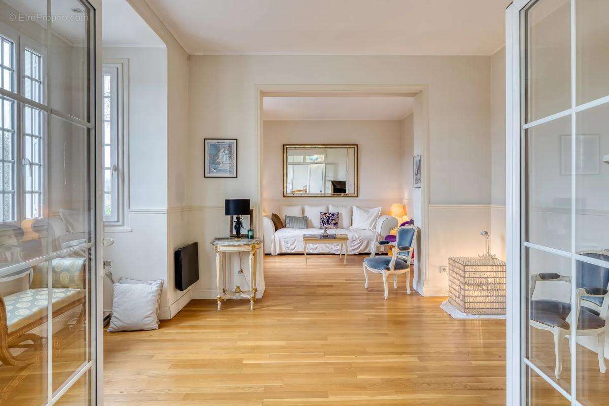 Maison à MANNEVILLE-SUR-RISLE