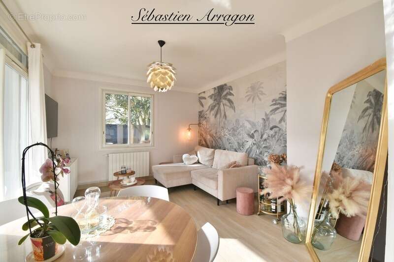 Maison plain-pied à vendre à Villeneuve-sur-Lot (47)– Maison rénovée avec jardin, proche commerces, idéale retraité ou couple - photo 2