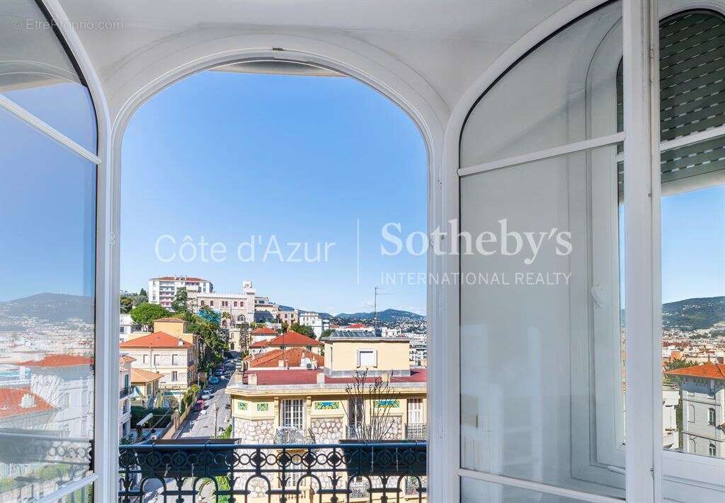 Appartement à NICE