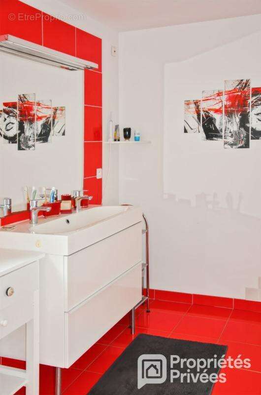 Maison Ahuille 5 pièce(s) 162 m2 - photo 5