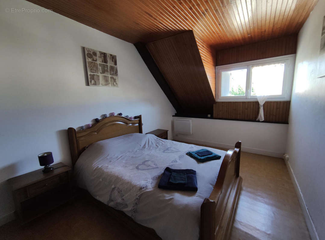 Chambre 1 - Maison à SAINT-CARADEC-TREGOMEL