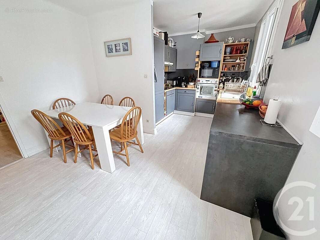 Appartement à LYON-7E