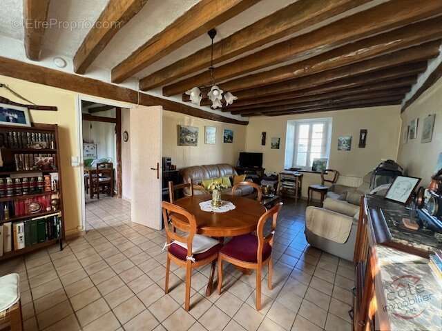 Maison à GARANCIERES-EN-BEAUCE