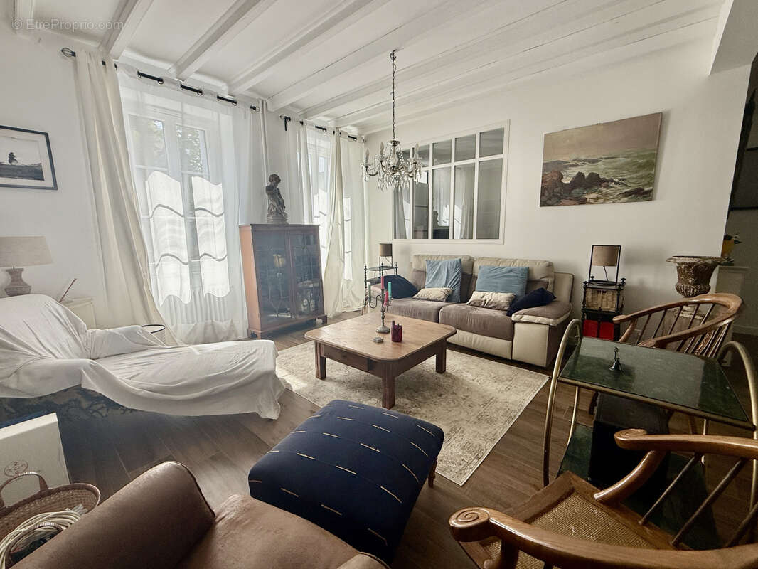 Maison à LE POULIGUEN