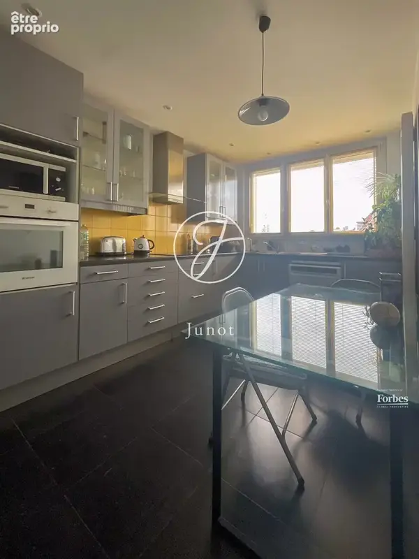 Lille - CENTRE - Appartement - 5 pièces - 135,99m² - 4 chambres - photo 10