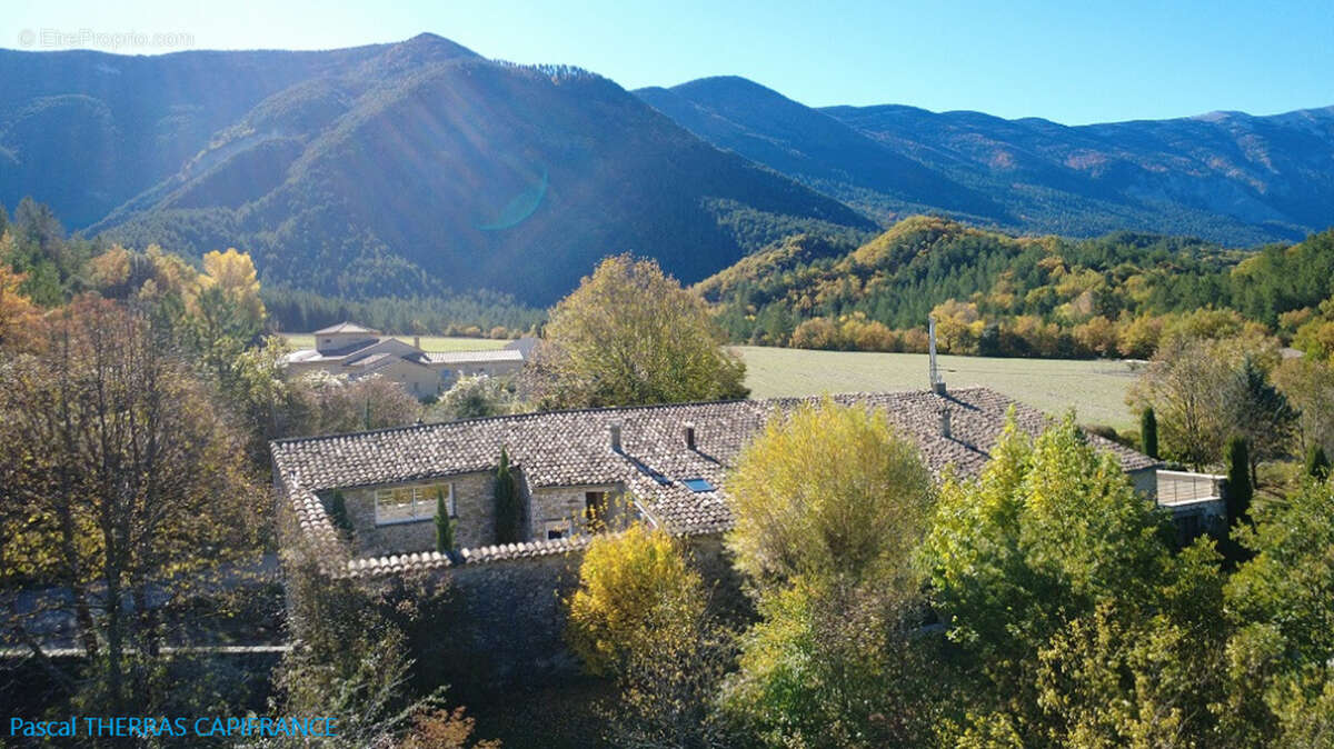 EXCLUSIVITÉ - à vendre ancienne bergerie restaurée- charme et sérénité au pied du Mont Ventoux - photo 13