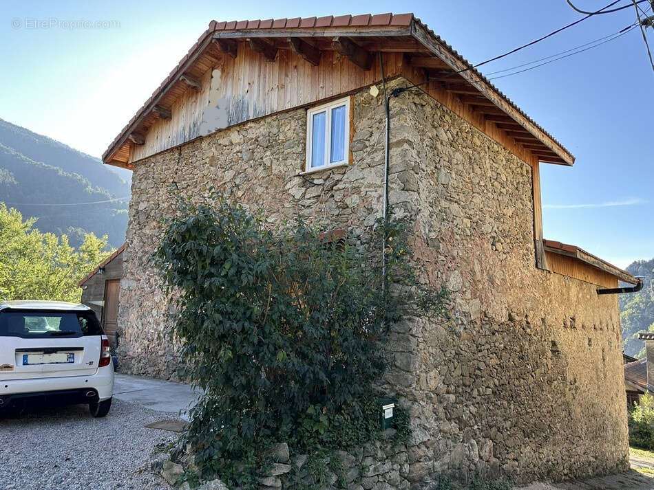 Maison à ROQUEBILLIERE