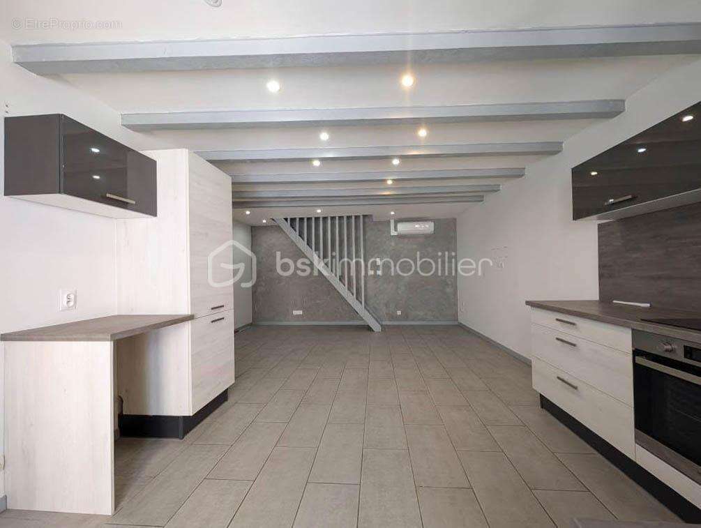 Maison à PIERRELATTE