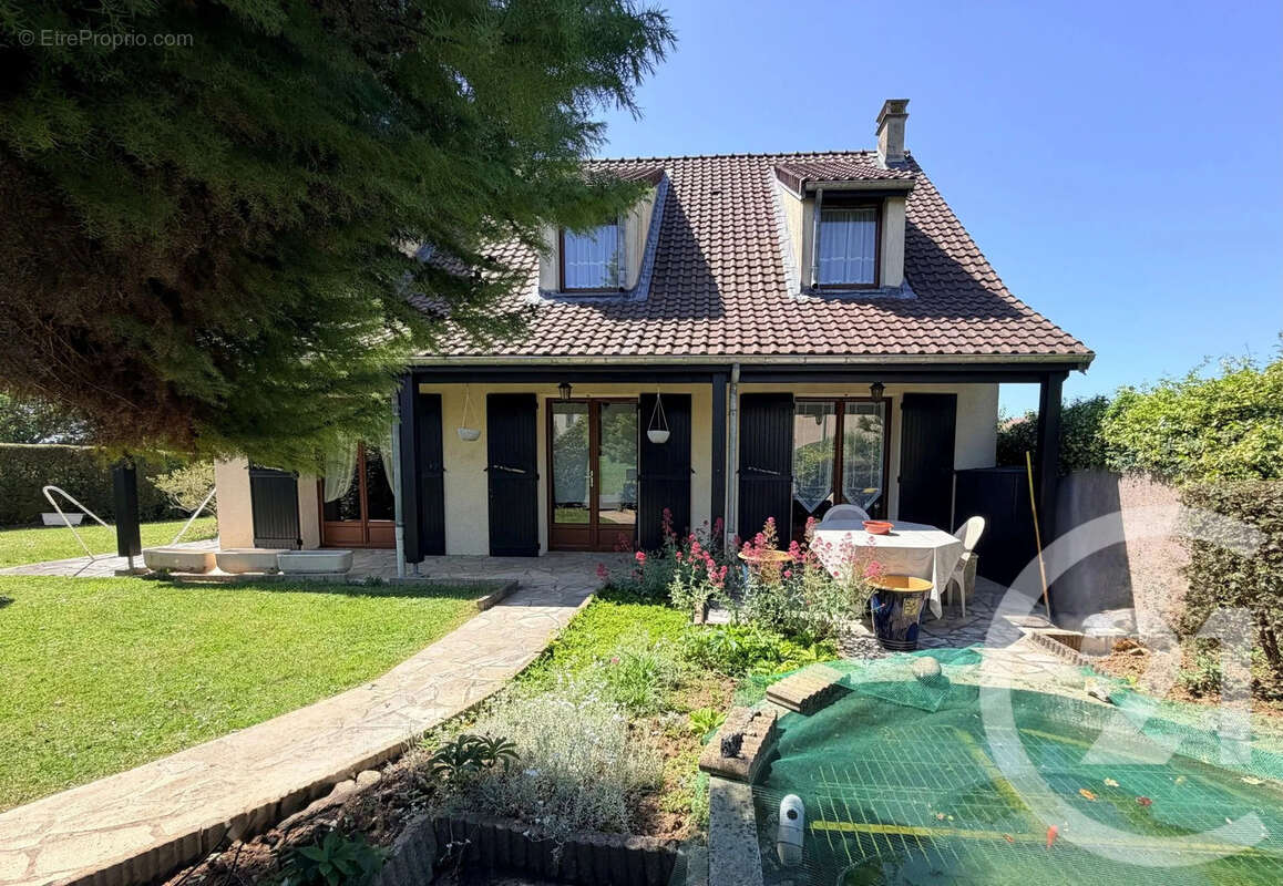 Maison à THORIGNY-SUR-MARNE