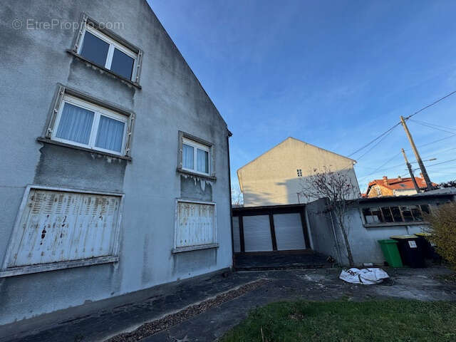 Maison à PARAY-VIEILLE-POSTE