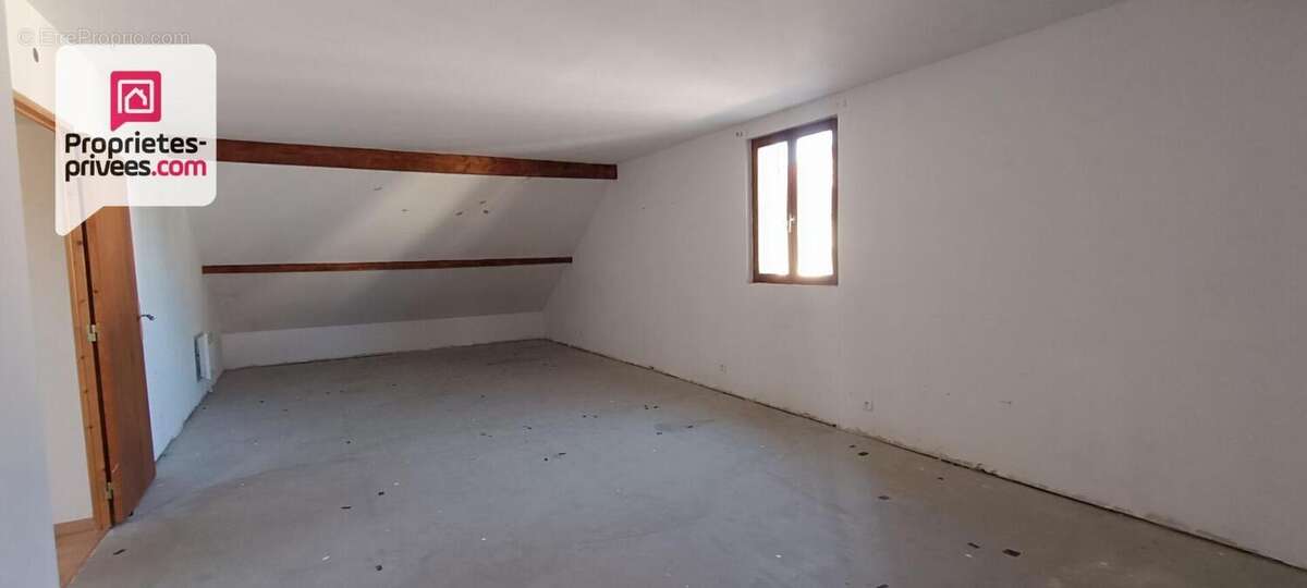 Maison 185 m2 et bâtiment annexe - photo 13