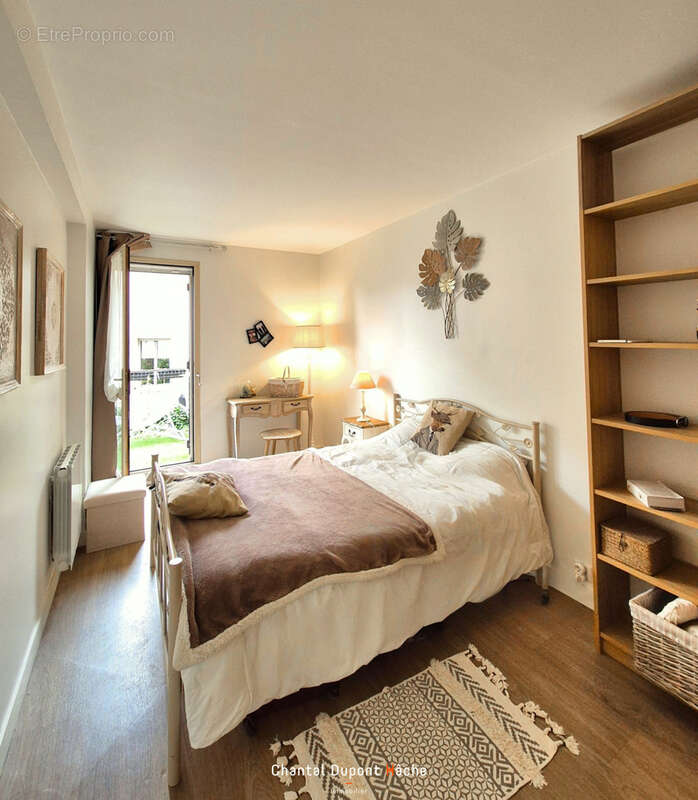 CHARTRES FAUBOURG GUILLAUME - Appartement T2 de 54m2 avec balcon et parking. - photo 6