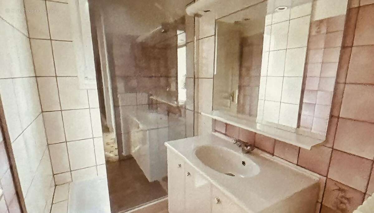 Maison à SAINT-LUBIN-DES-JONCHERETS