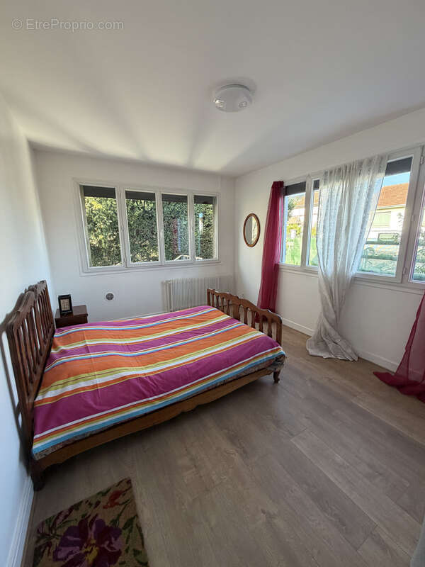 Maison à HOUILLES