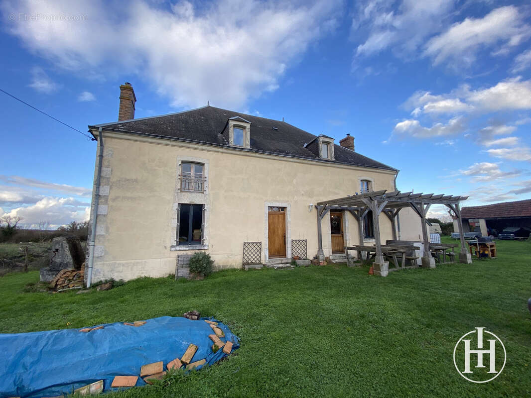 Maison à MAISONNAIS