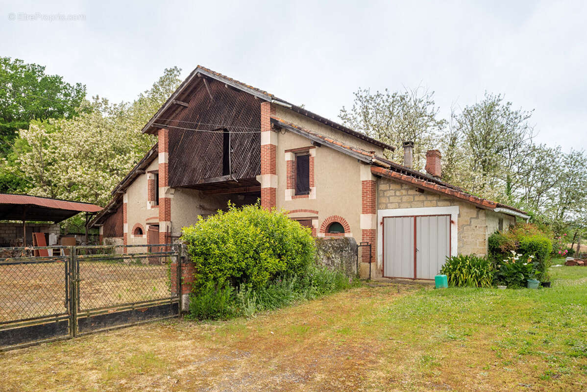 Maison à SAINT-SEVER