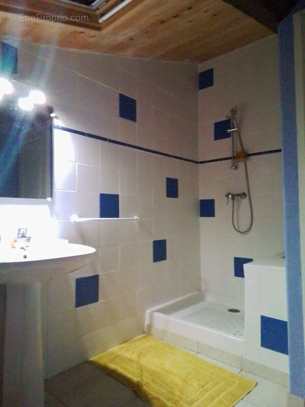 Maison à ANTRAIGUES-SUR-VOLANE