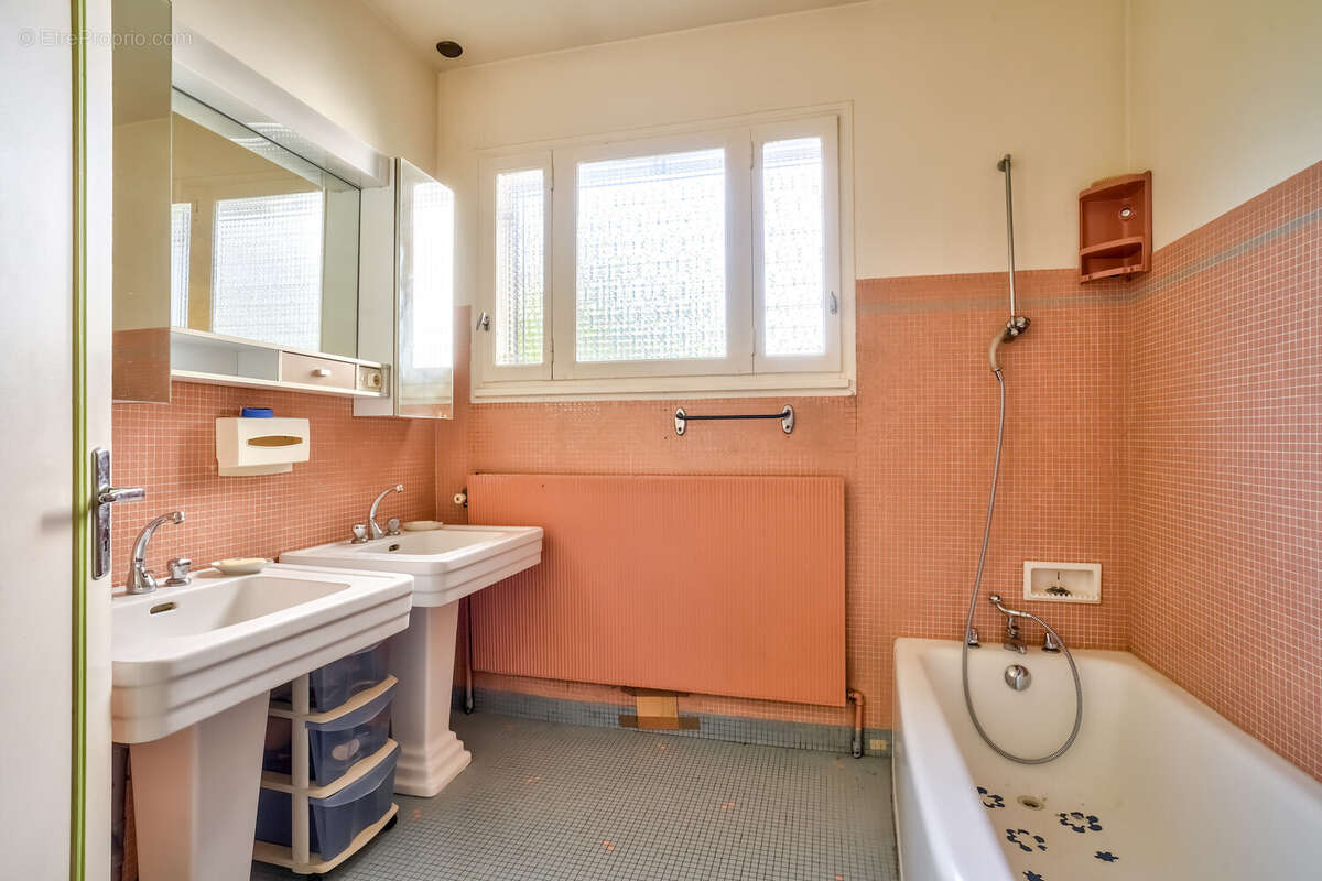 Maison à LE VESINET