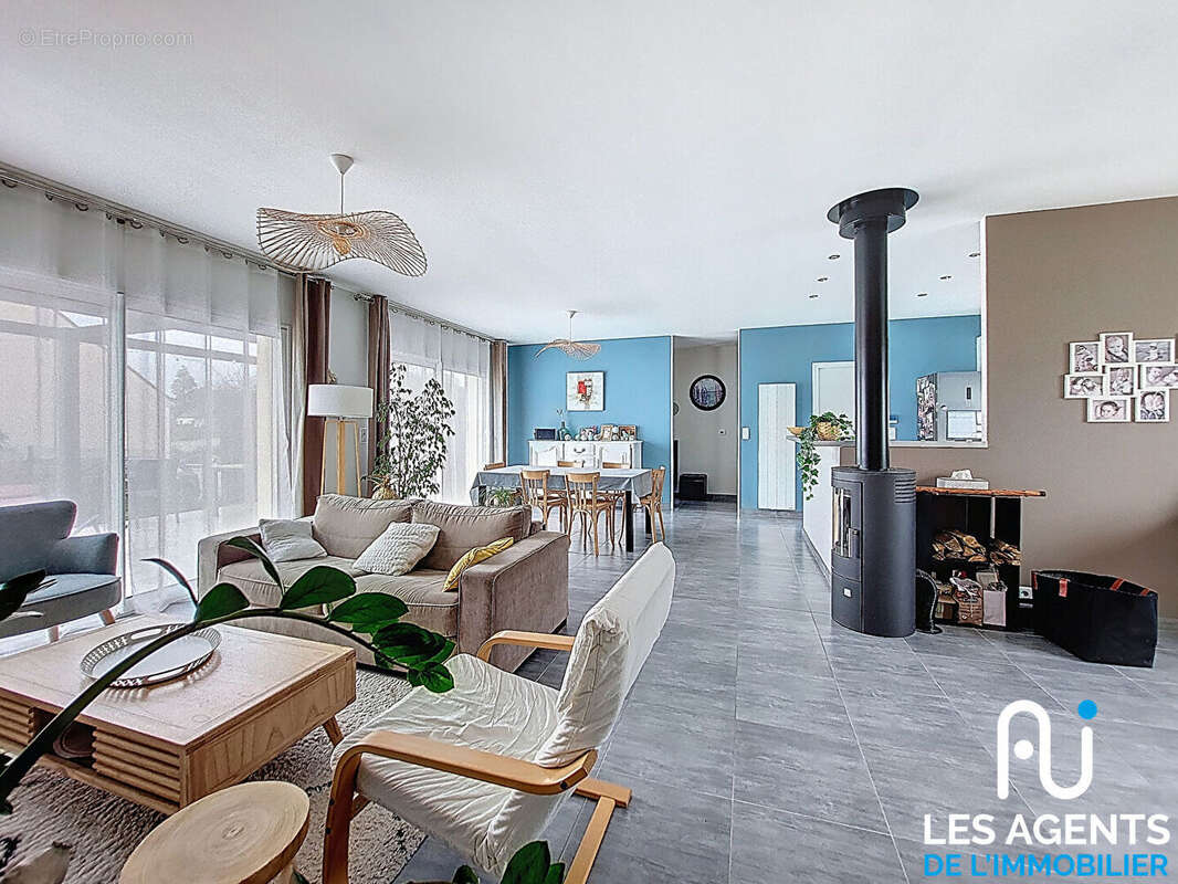 Maison à MEUNG-SUR-LOIRE