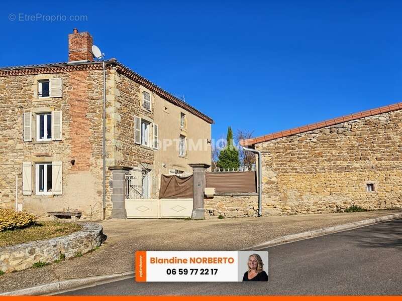 Maison à CHAURIAT