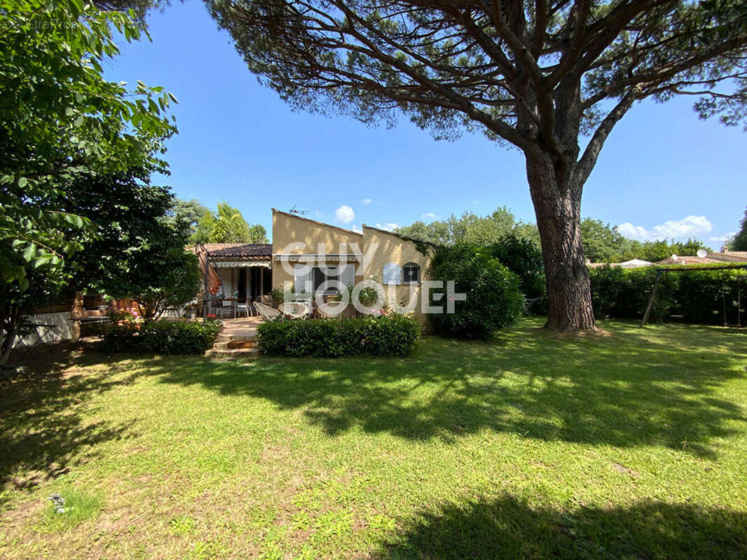 Charmante Maison à Grimaud - Votre Résidence Secondaire Idéale ! - photo 4